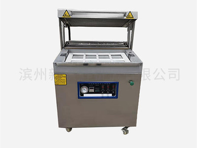 750貼體包裝(zhuang)機