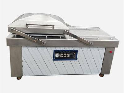 五花肉(rou)加工配(pei)套設備(bei)/800雙室包(bao)裝機