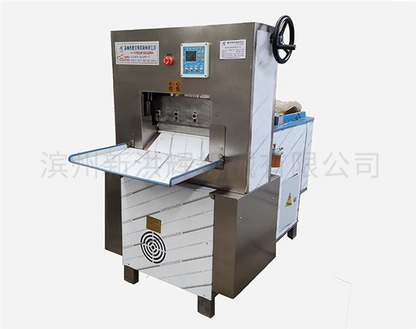 大(da)型直(zhi)切式(shi)羊肉(rou)切片(pian)機的(de)特點(dian)